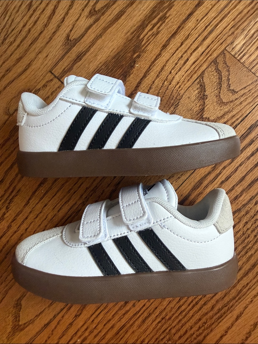 Adidas Kids VL Court 3.0 CFI- size 9